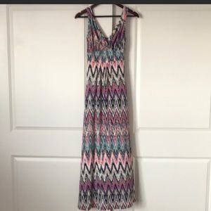 Loveappella maxi dress